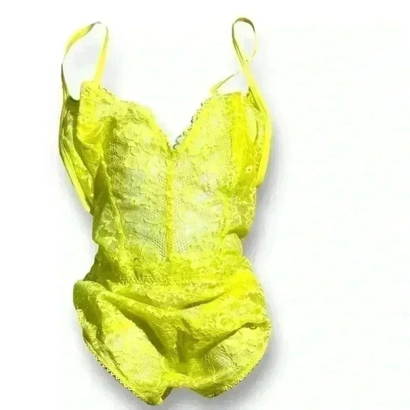 Savage X Fenty Other - Savage X Fenty Lime/yellow lace teddy bodysuit plus size 3X